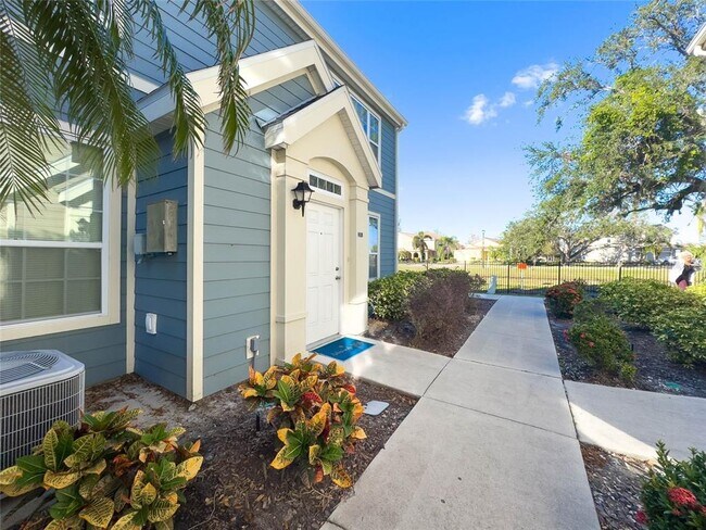 Photo - 5521 Rosehill Rd Unit 203