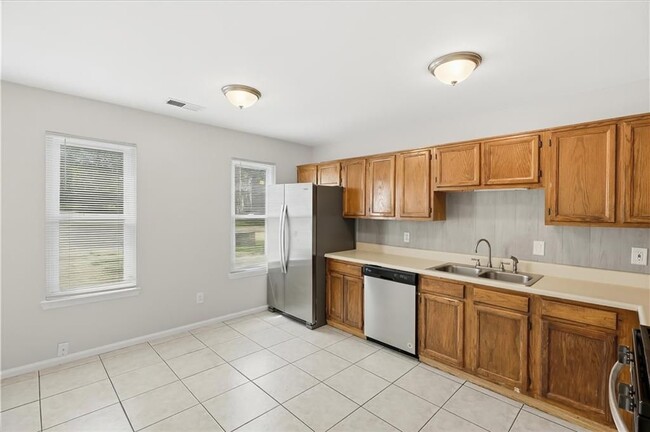 3447 Kingswood Run