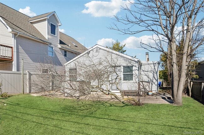 Photo - 714 E Park Ave