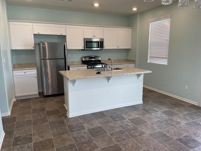 Photo - 30433 Village Knoll Dr