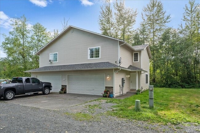 Building Photo - 504 Alder Plz