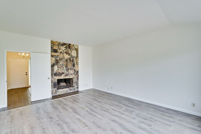 Photo - 3 BEDROOM 2 BATH House in Branham-Jarvis Neighborhood