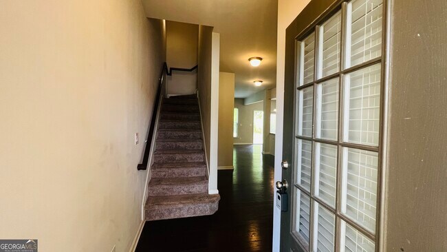 Photo - 256 Highland Pointe Cir E