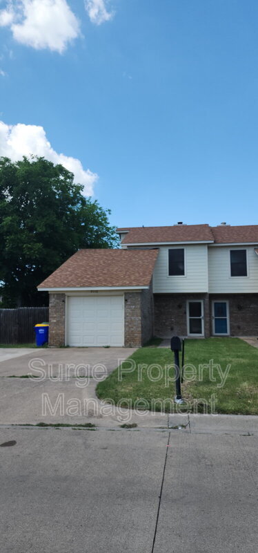 Photo - 9110 Lanham St