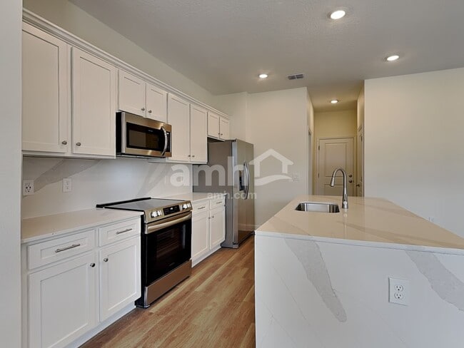 Photo - 4759 Tributary Ln