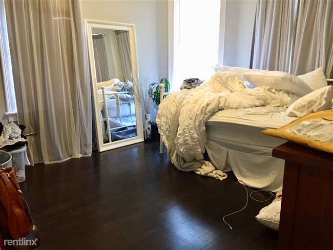 Photo - 43 Saint Paul St