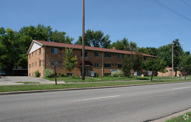 Building Photo - Pennsylvania Flatz Rental