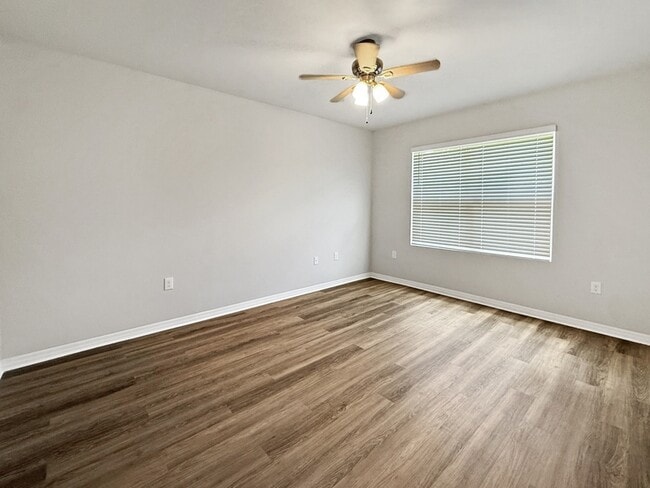 Photo - 8458 Blackberry Rd