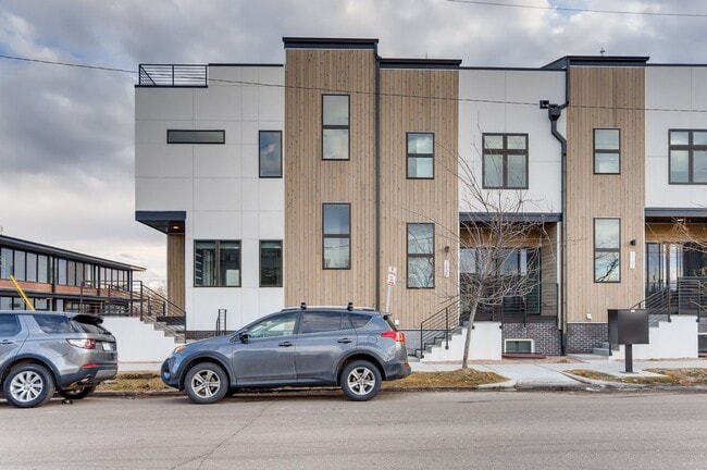 Photo - Sunnyside 3 Bedroom Townhomes for Rent