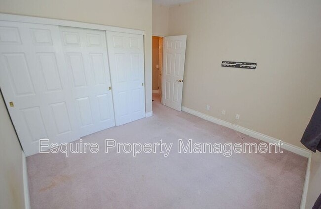 Photo - 9492 Darling Rd