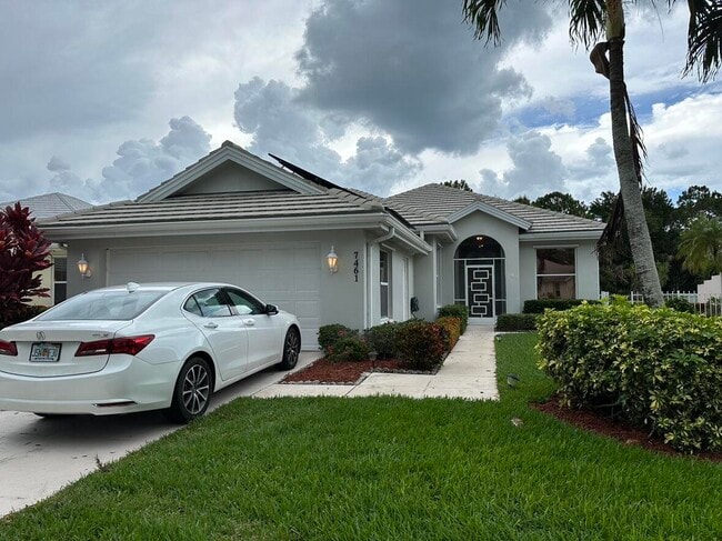 Photo - 7461 SE Autumn Ln