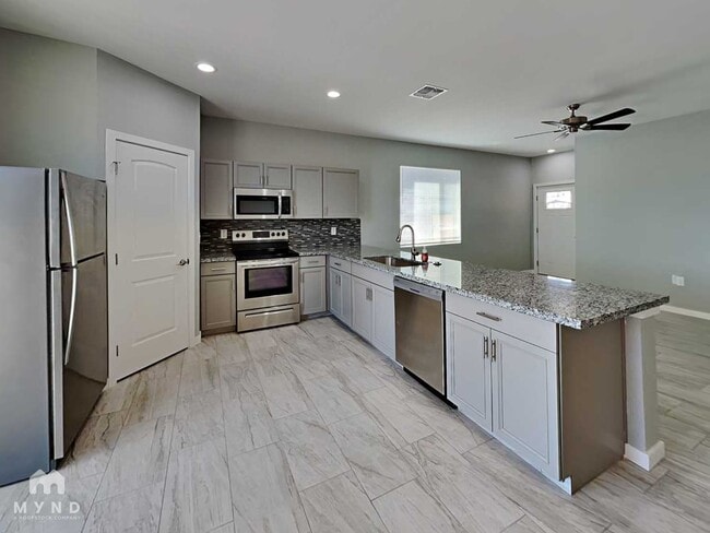 Photo - 6041 S 8th Pl