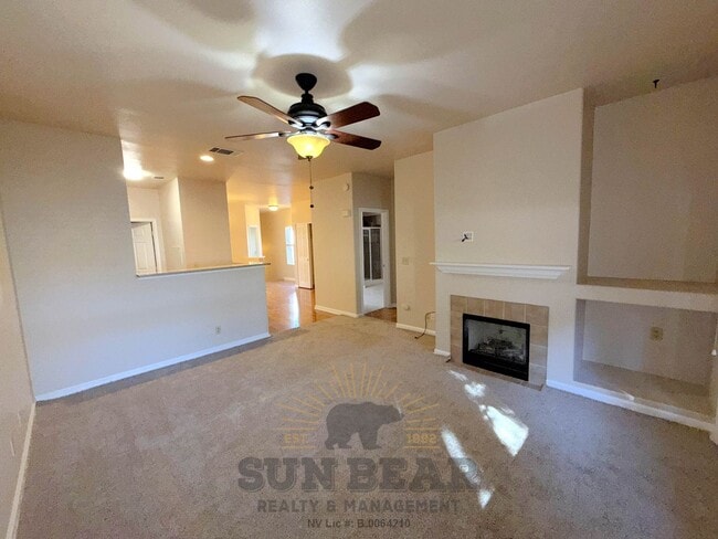Building Photo - 2 Bedroom at the Reosrt at Tanamera - Reno! - Garage, Pool, Pet Friendly!
