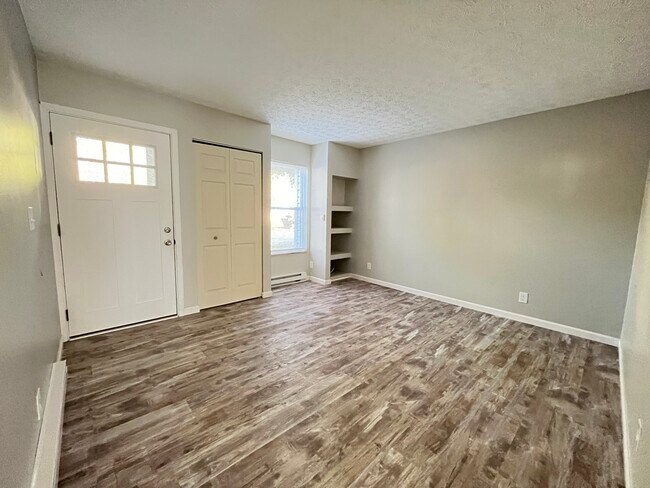 Building Photo - 200 Forest Ln Rental
