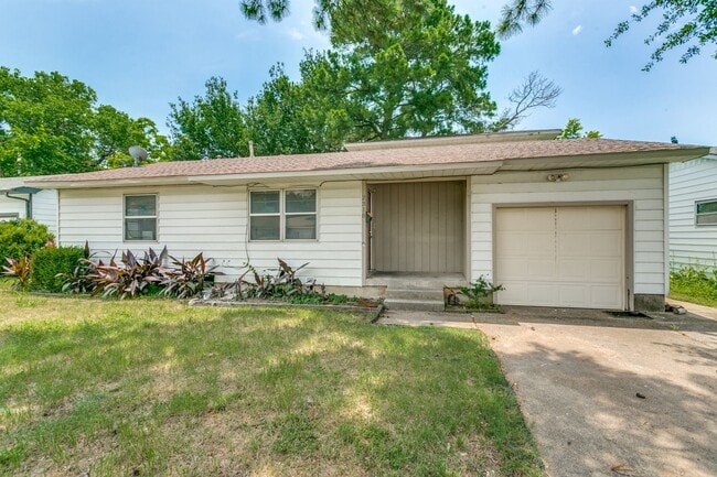 Renovated House in Irving • Great Location - Renovated House in Irving • Great Location