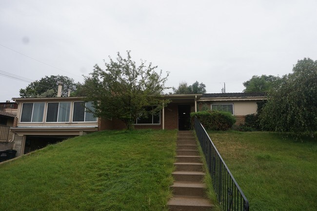 Photo - 5670 W 51st Ave