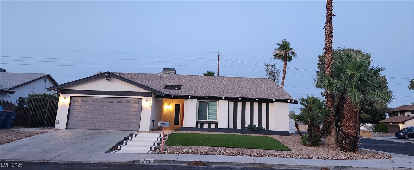 Photo - 3070 Carnelian St House