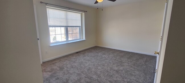 Photo - 9 Cambria Ln