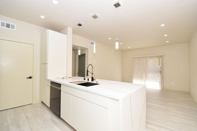 Photo - 8000 W Badura Ave