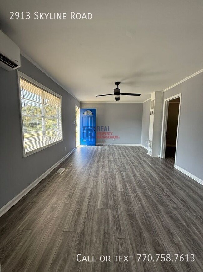 Photo - 2913 Skyline Rd