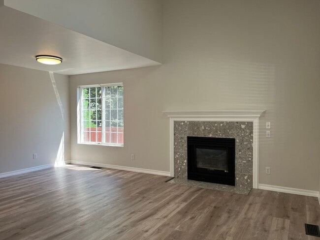 Photo - Beautifully Renovated Gem in Federal Way-Milton