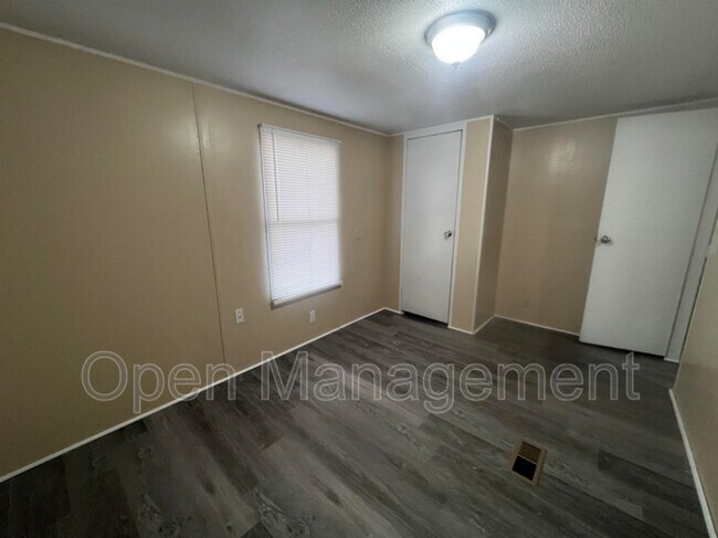 Photo - 3300 Voight Blvd