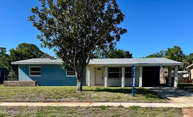 Building Photo - 680 Birchwood Ln