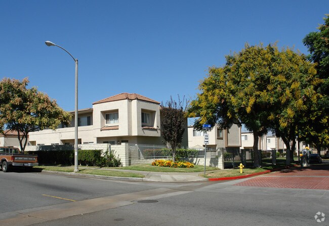 Photo - Corona Del Rey