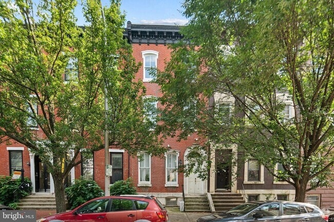 Building Photo - 1832 Green St Rental