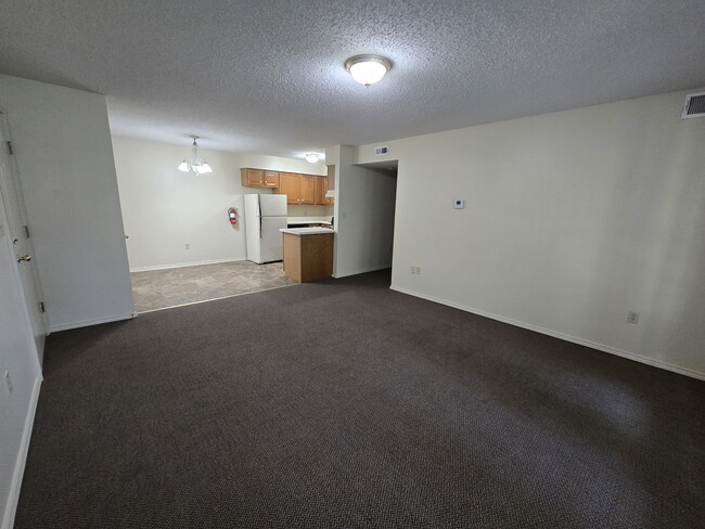 Photo - Remington Apartments