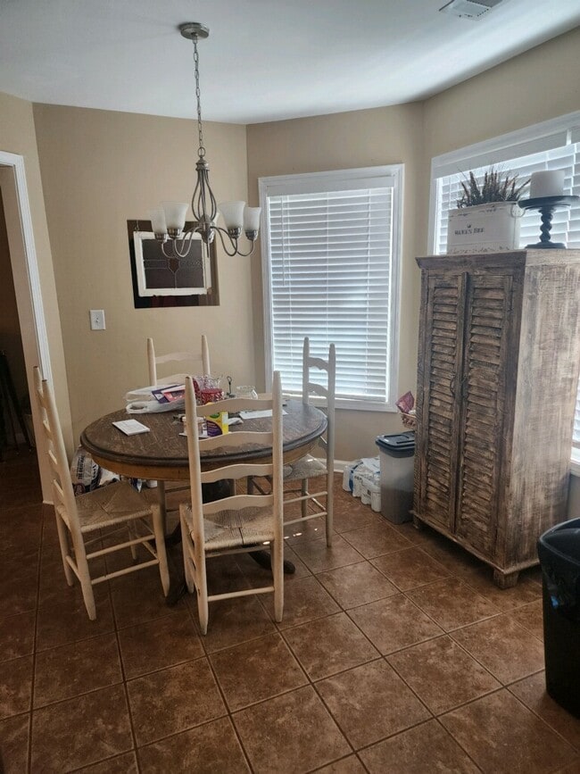 Photo - 1407 Princeton Dr