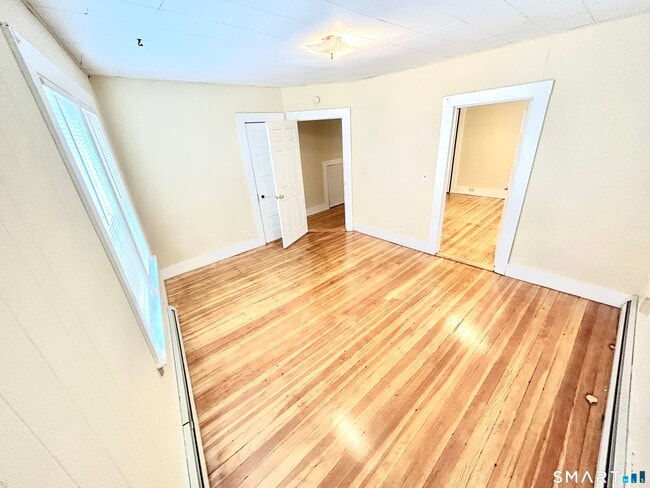 Photo - 1019 W Main St Unit 2R