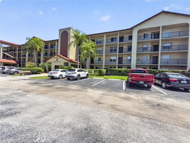 Building Photo - 13055 SW 15th Ct Unit 307S