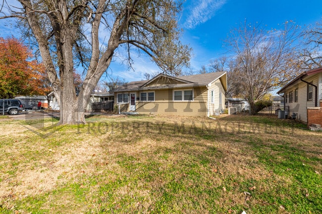 Photo - 3408 S Hiram Ave