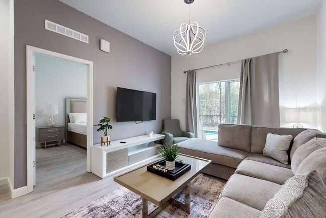 Photo - 372 Famagusta Dr