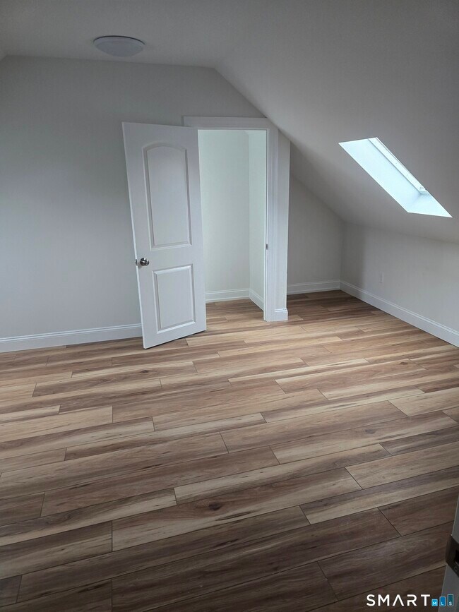 Photo - 530 Jane St Unidad 3