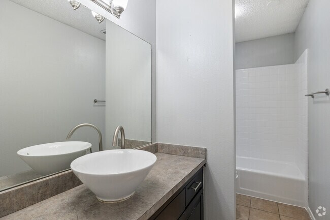 2BR, 2BA - 1,873SF - Second Bathroom