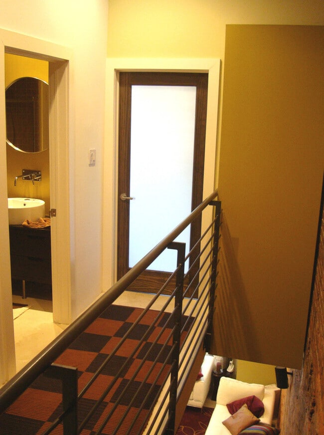 Photo - 609-611 E. Passyunk Ave Unidad 609-01