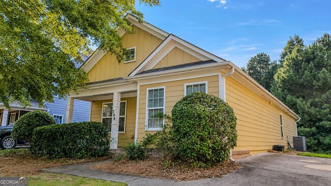 Photo - 744 W Vincent Dr