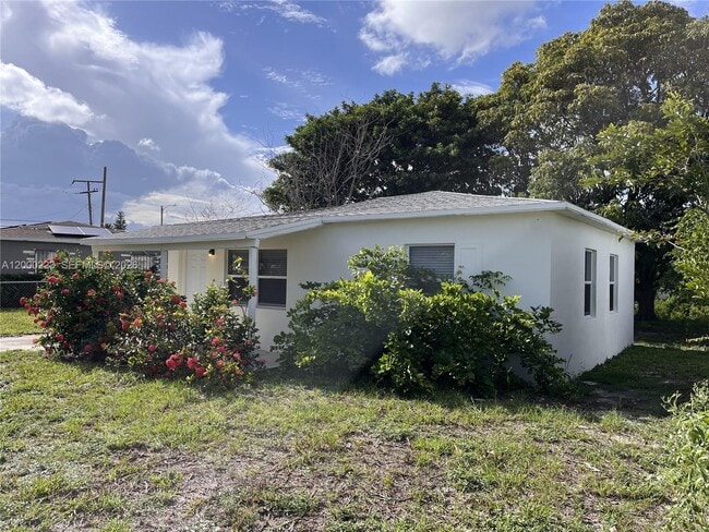 Photo - 2481 NW 154th St