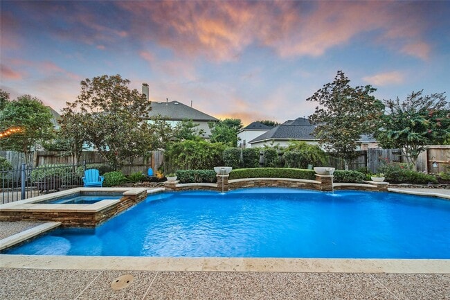 Photo - 5902 Royal Hill Ct