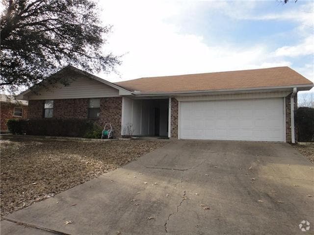 Building Photo - 754 Patricia Dr Rental