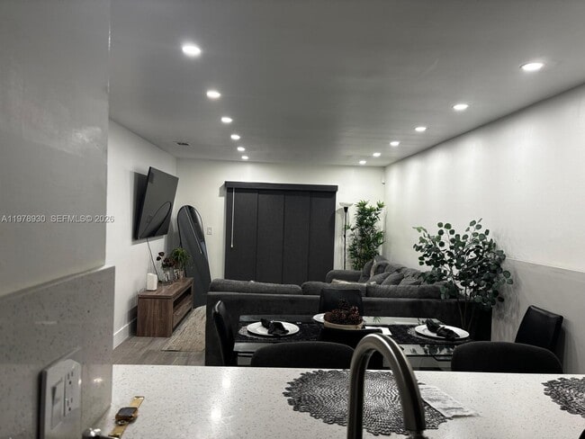 Photo - 8036 NW 41 Ct