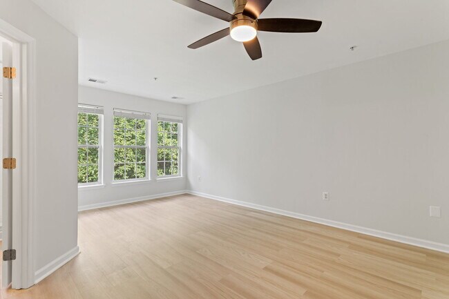 Photo - 3534 Winthrop Ln