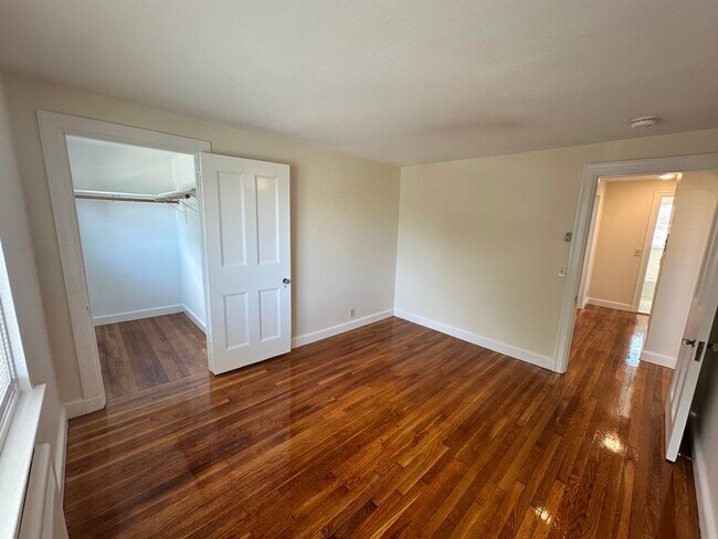 Photo - 5 Bishop Rd Unit 4