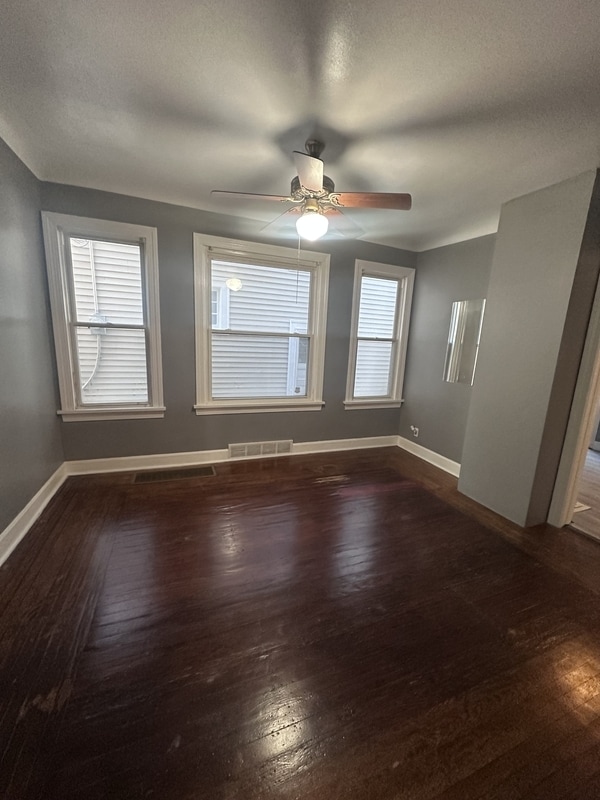 Photo - 3816 Archwood Ave