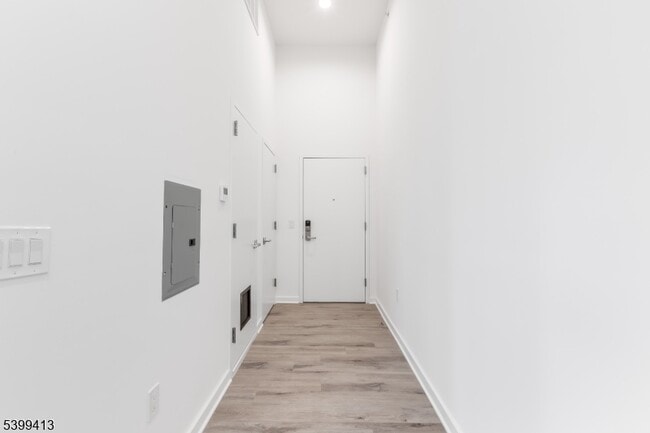 Photo - 70 Roseville Ave Unit 2A