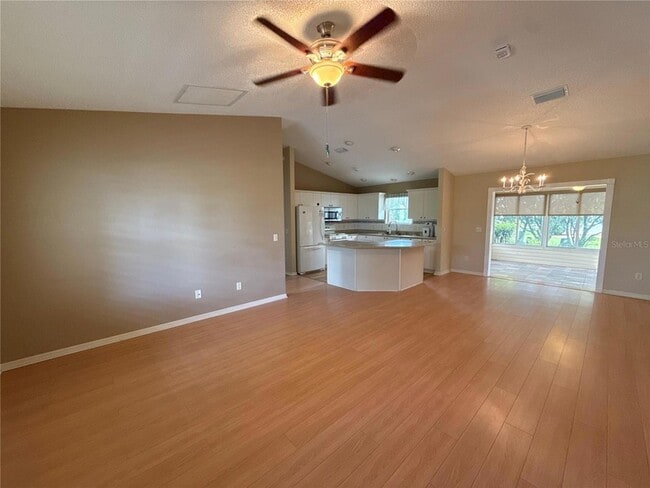 Photo - 2204 Crawford Ct