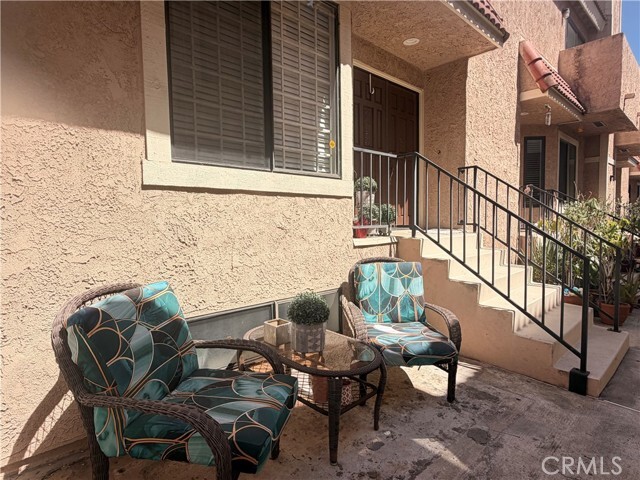 Photo - 2612 W Grand Ave Unidad C