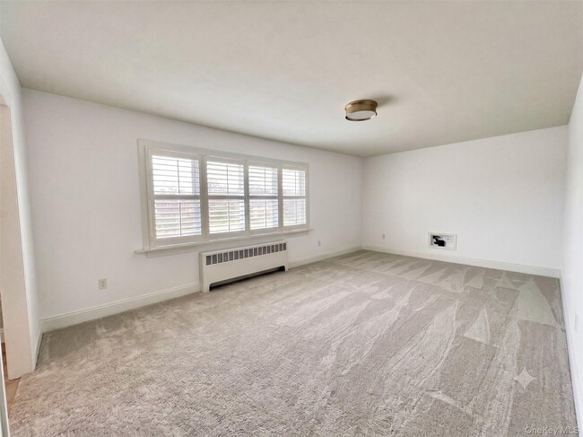 Photo - 51 Baisley Ave Unit 2